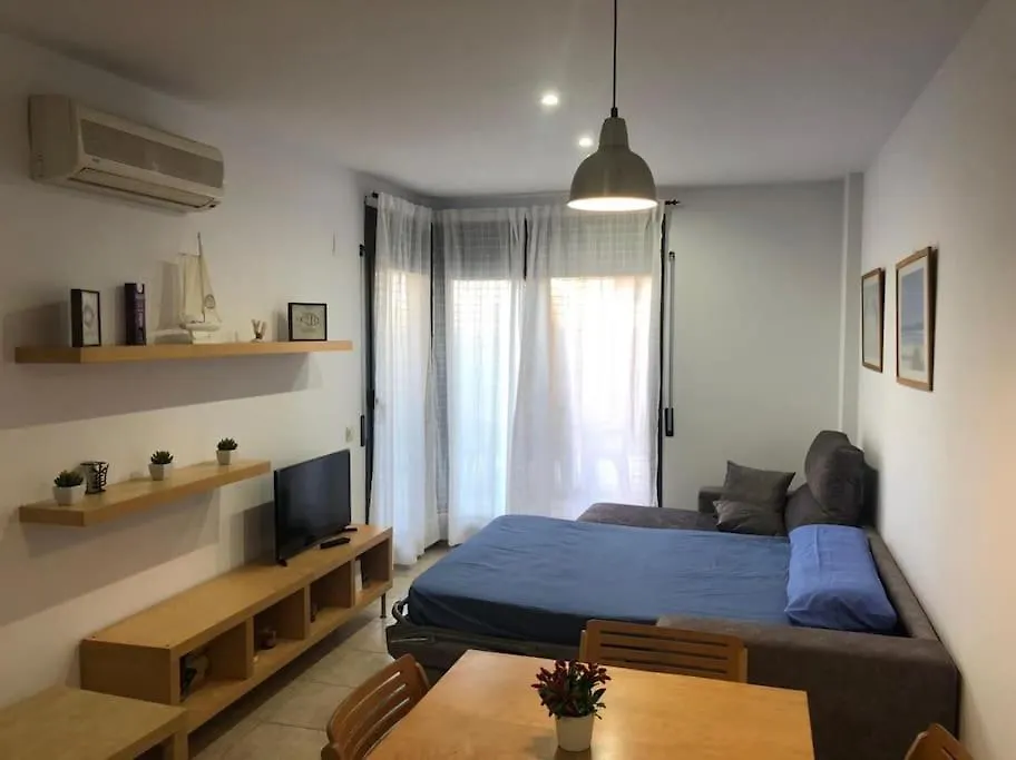 Apartamento Con Terraza A 300 M De La Playa Apartment Lloret de Mar Spain